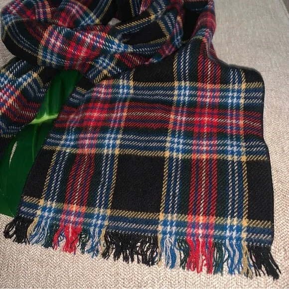 Scottish Tartan Plaid Scarf - Picture 3 of 4